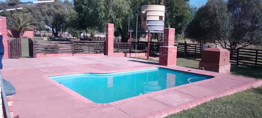 4 Bedroom Property for Sale in Bultfontein Free State